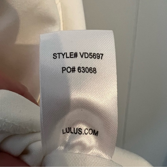 Lulus Cocktail Hour Sleeveless Tulip Mini Dress Size S Romantic Bridal Event - Picture 9 of 12